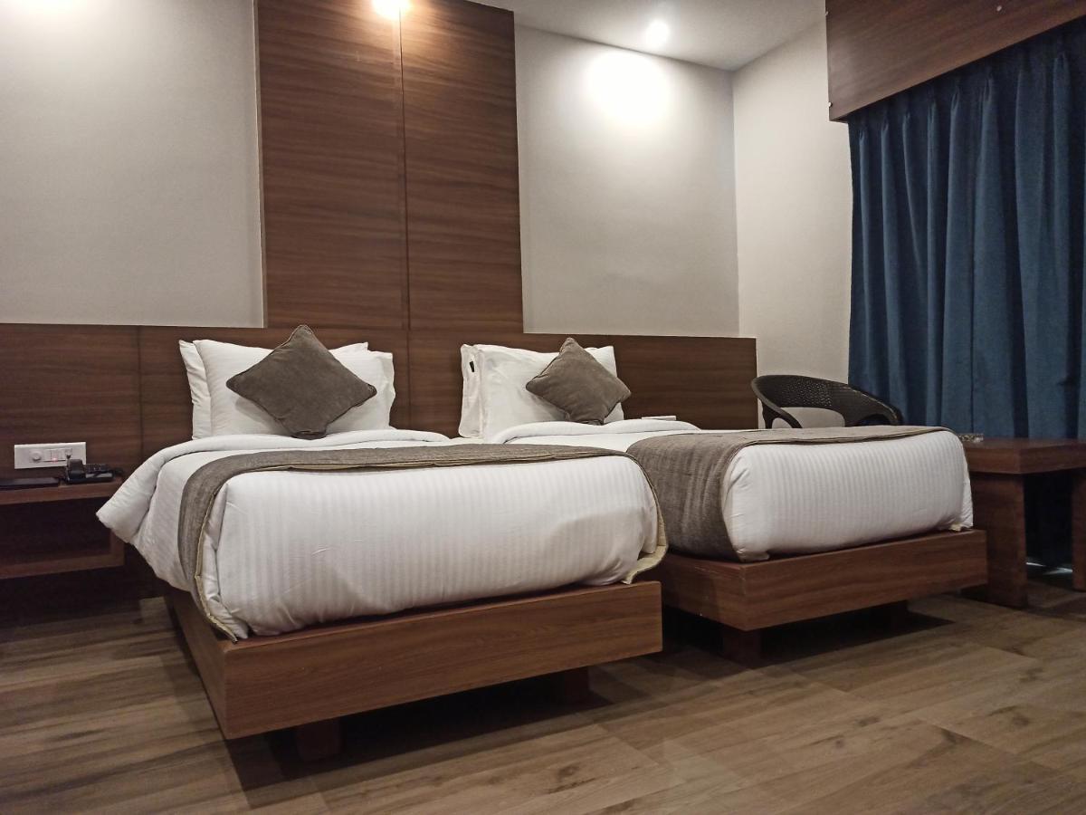 Hotel Tree Fern Dibrugarh Exterior foto
