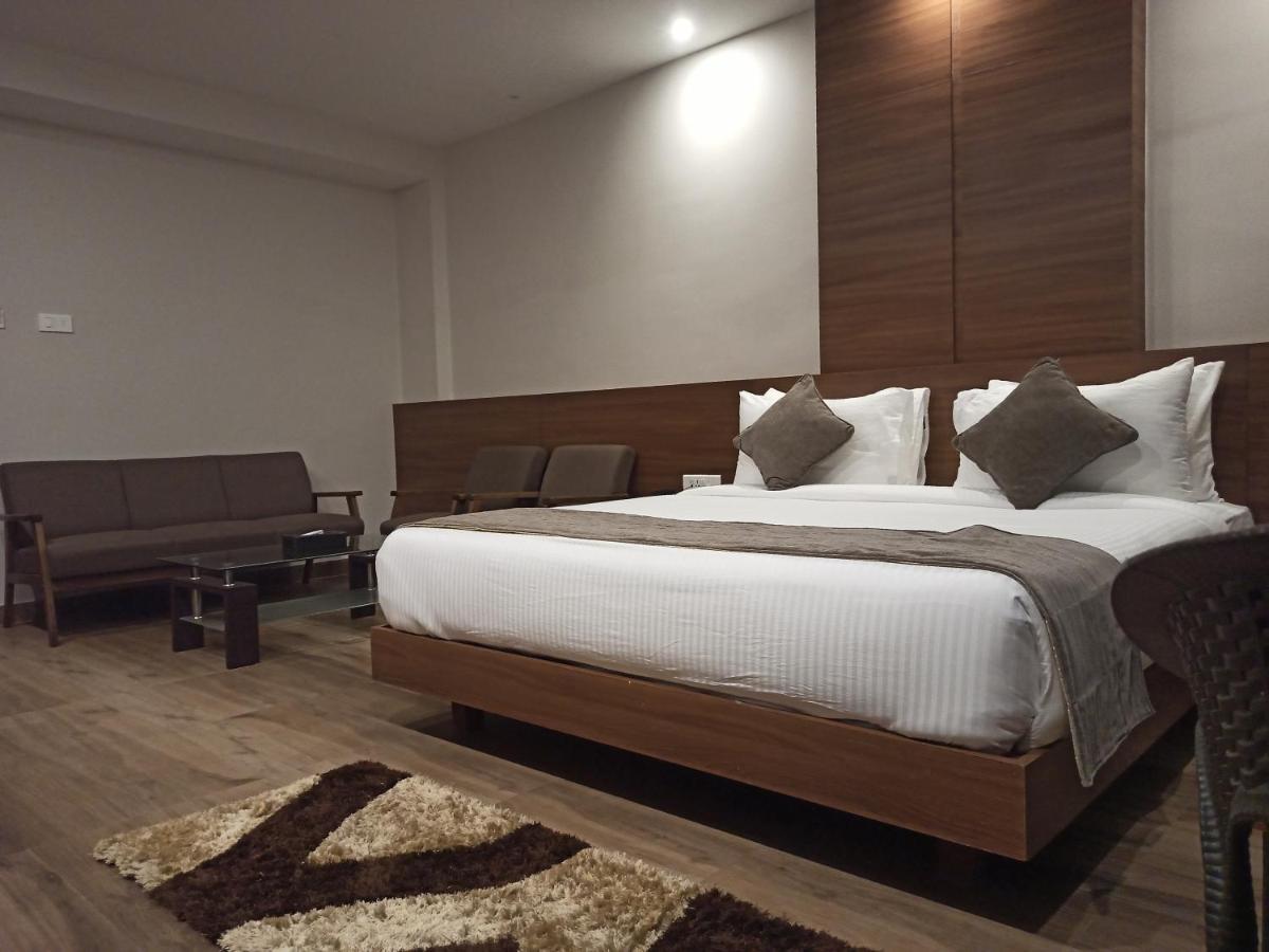 Hotel Tree Fern Dibrugarh Exterior foto