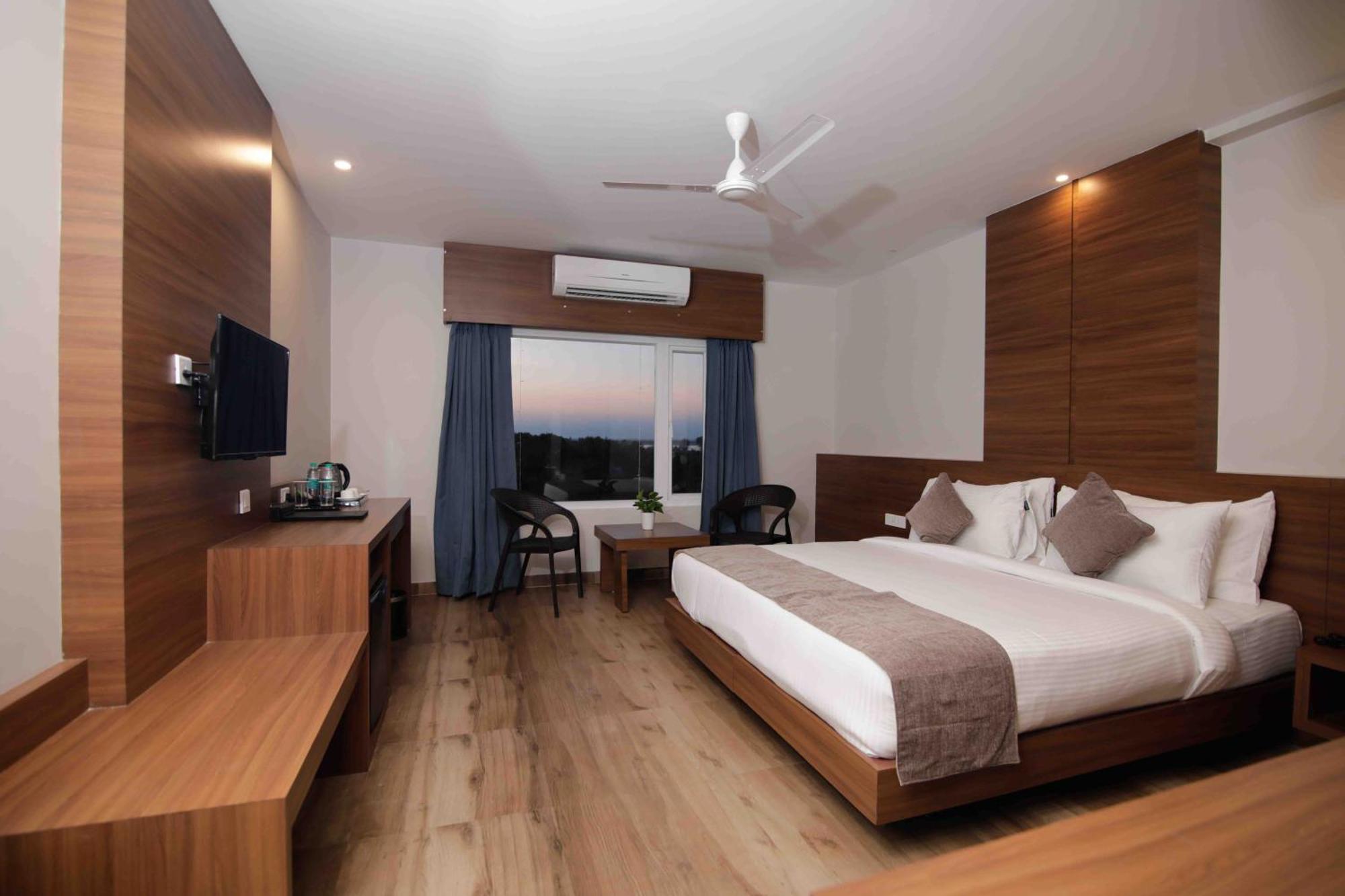 Hotel Tree Fern Dibrugarh Exterior foto