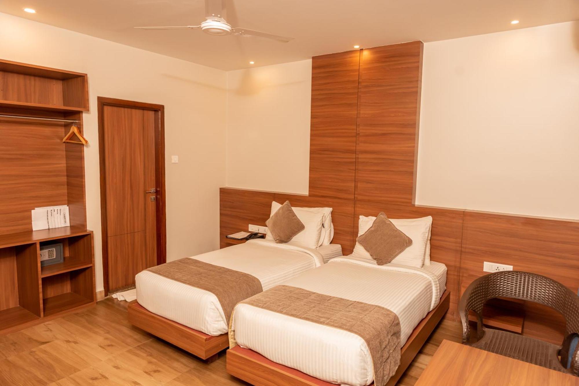 Hotel Tree Fern Dibrugarh Exterior foto